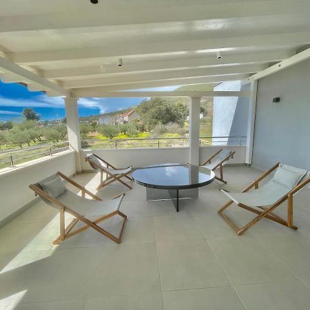 Villa Mila Kastela Kaštel Novi Buitenkant foto