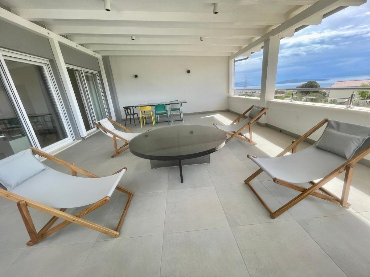 Villa Mila Kastela Kaštel Novi Buitenkant foto